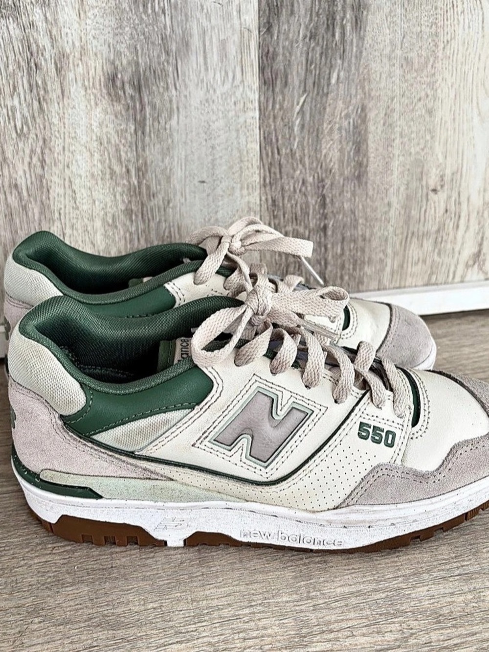 New Balance 550 Chunky Sneakers Womens 6.5 White Linen Natural Mint Green EUC